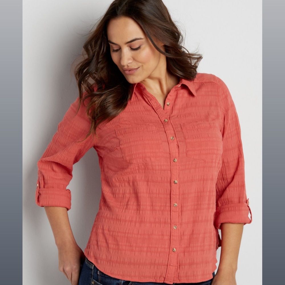 FINAL SALE - NWT Lightweight Coral Button Down